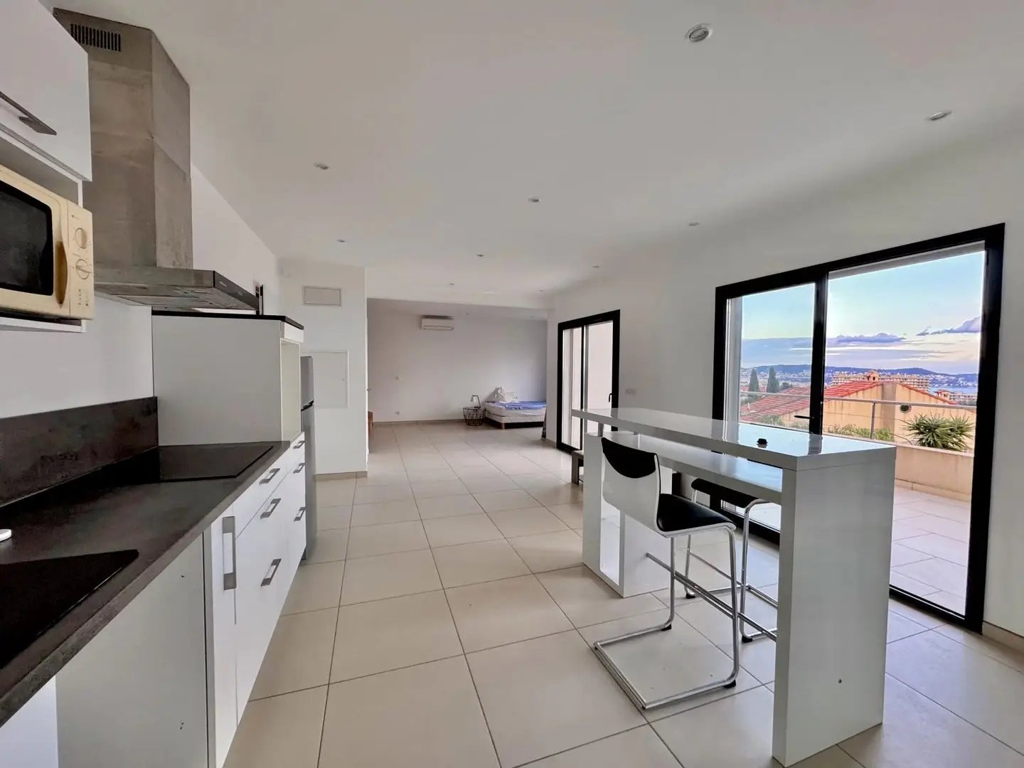 Appartement à louer, 61m², Nice