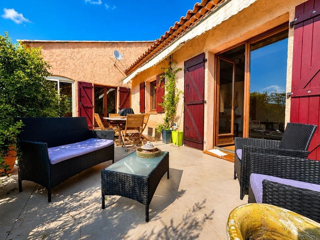 Maison à vendre, 204m², Saint-Blaise