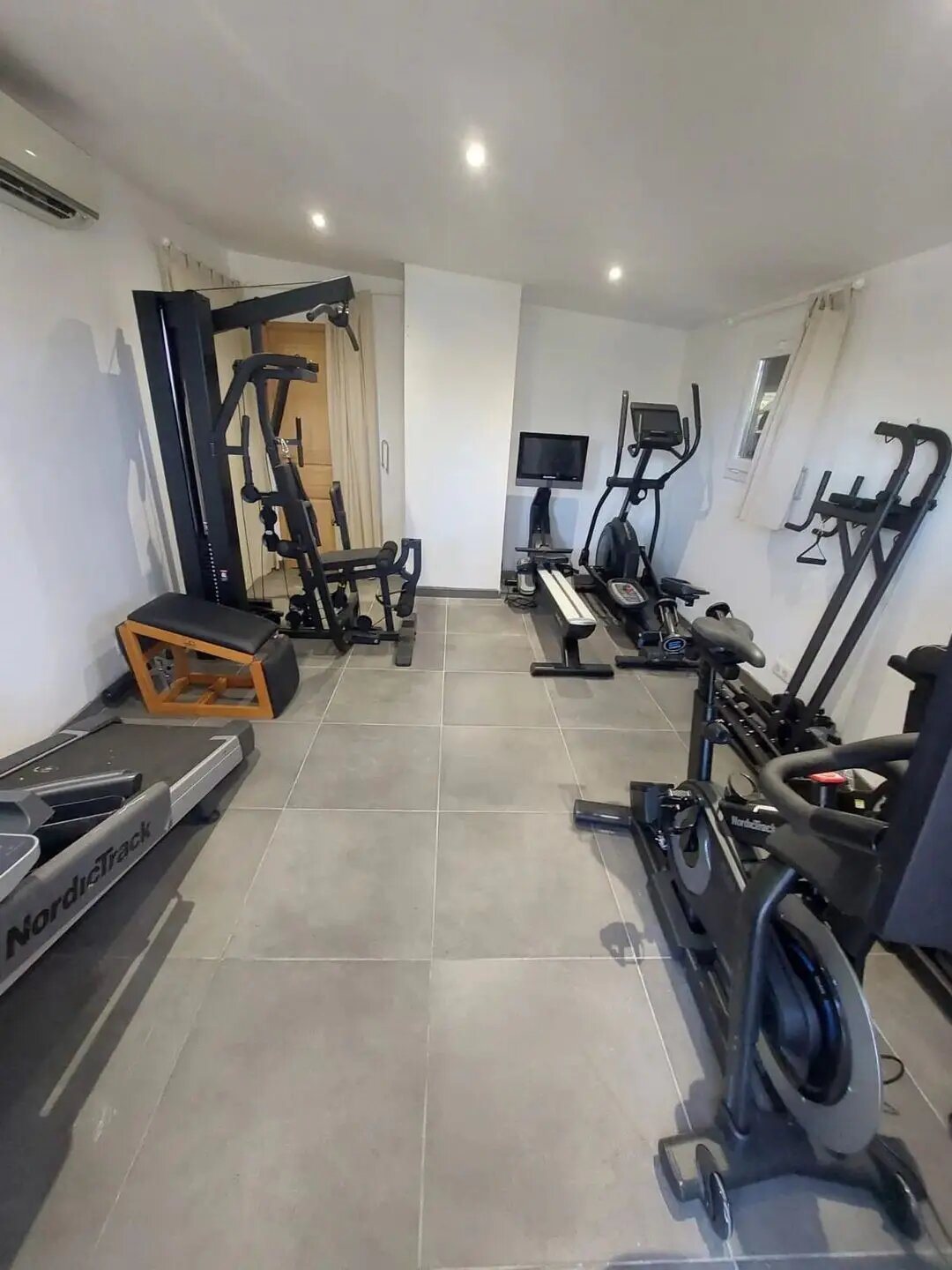 Maison à louer, 200m², Le Cannet