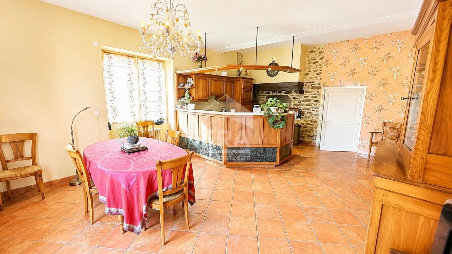 Maison à vendre, 273m², Andouillé