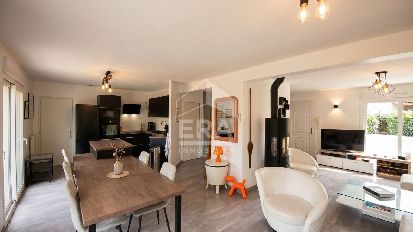 Maison à vendre, 125m², Laval