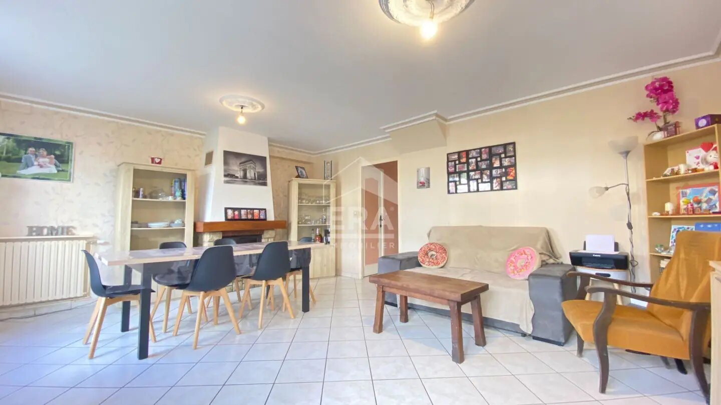 Maison à vendre, 102m², Saint-Berthevin