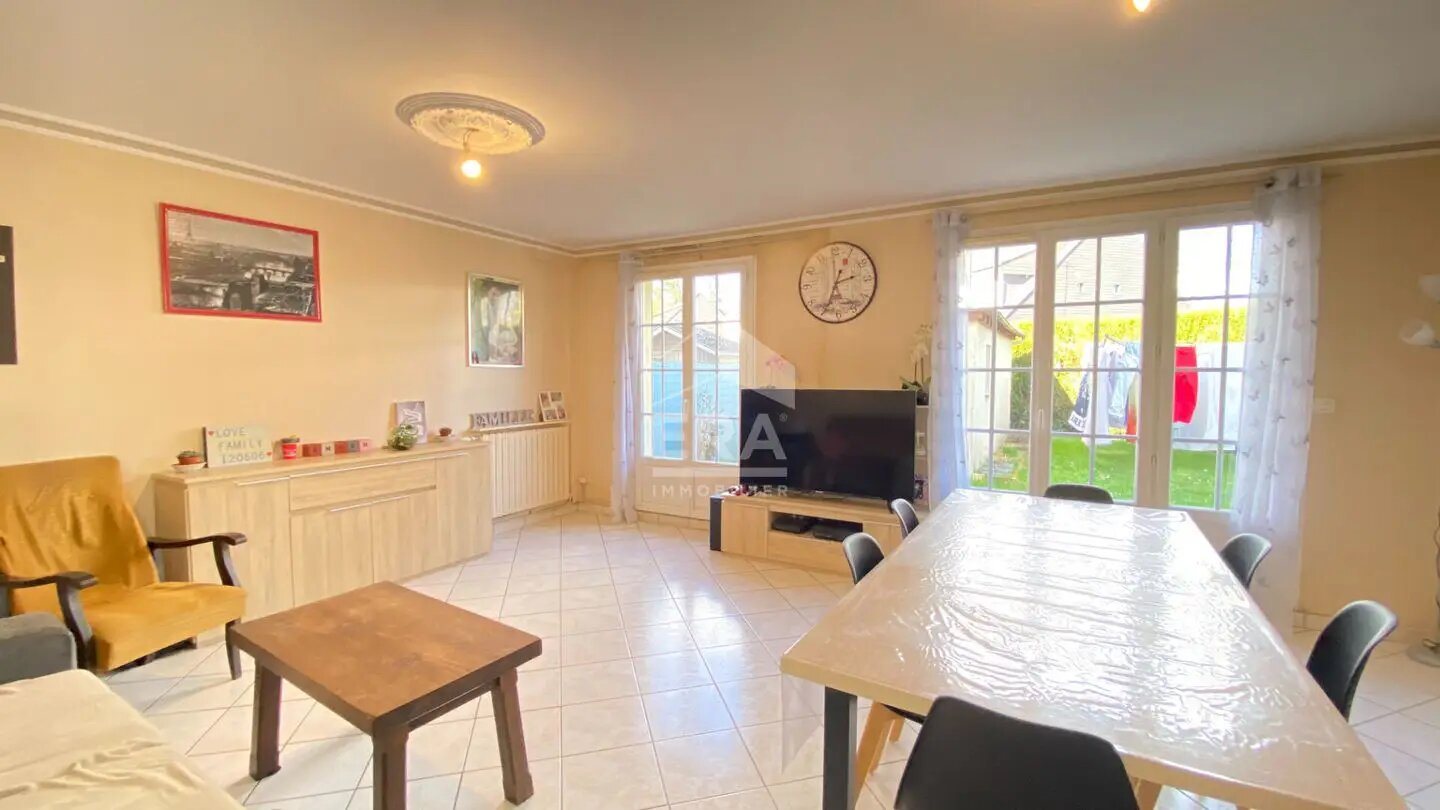 Maison à vendre, 102m², Saint-Berthevin