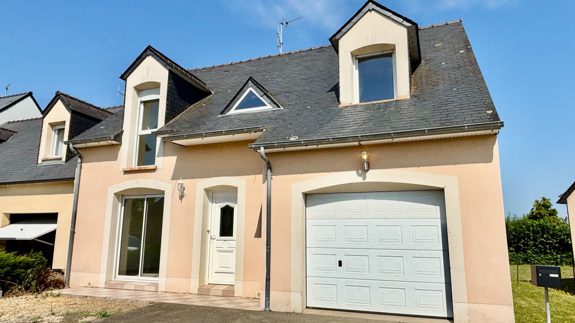 Maison à vendre, 104m², L'Huisserie