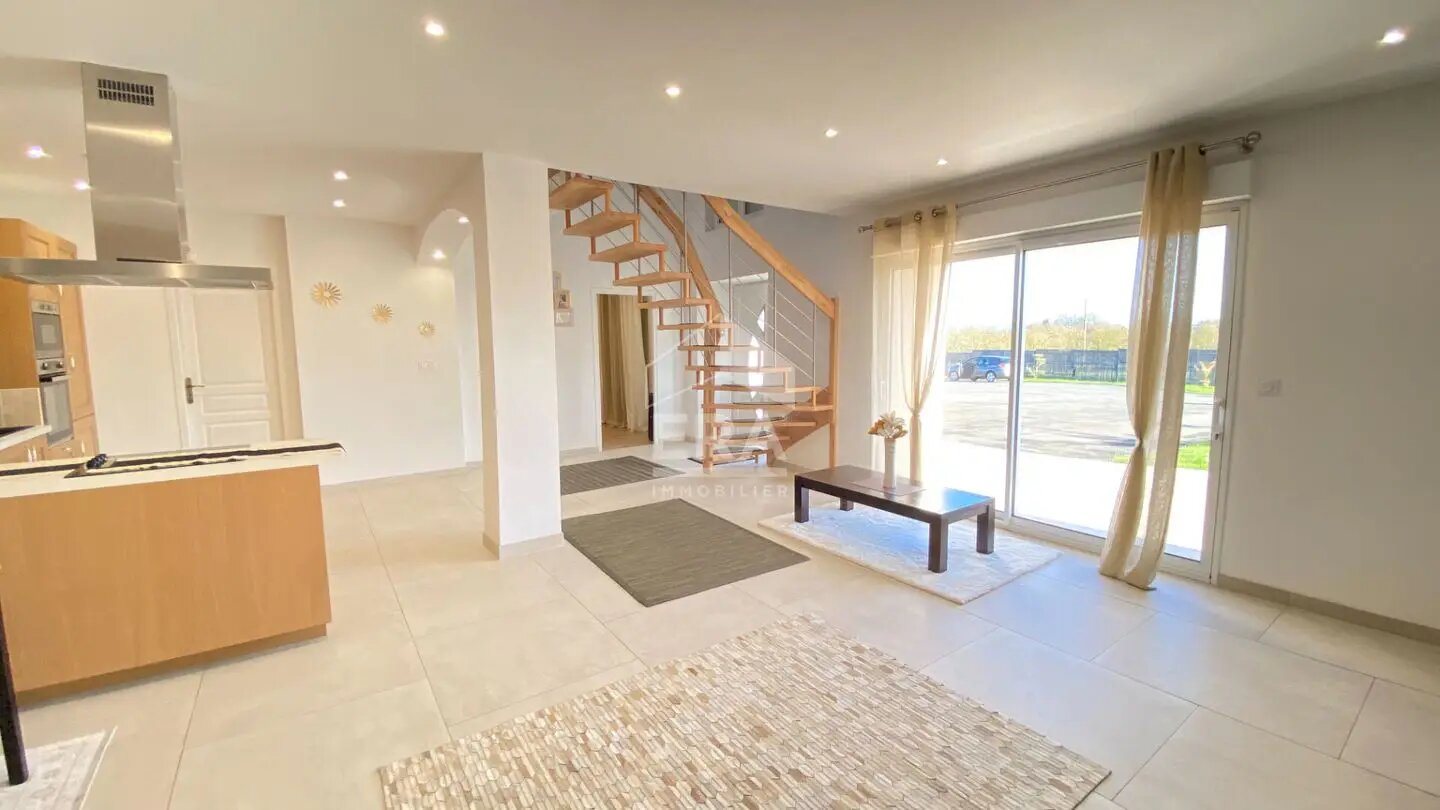 Maison à vendre, 147m², Laval