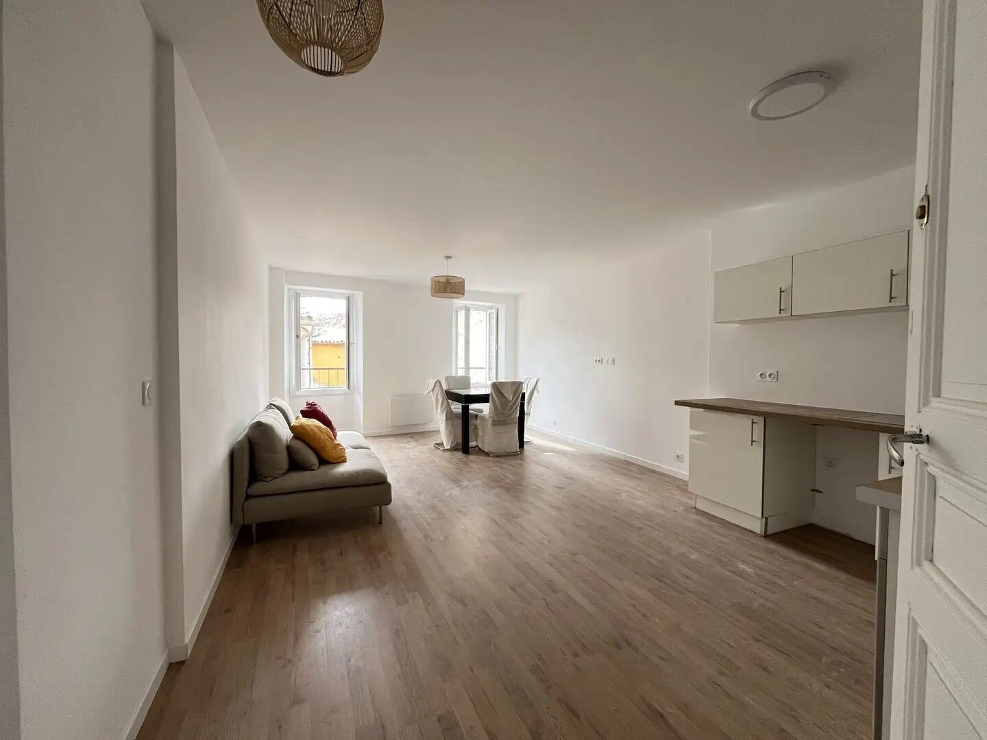 Appartement à louer, 64m², Salernes