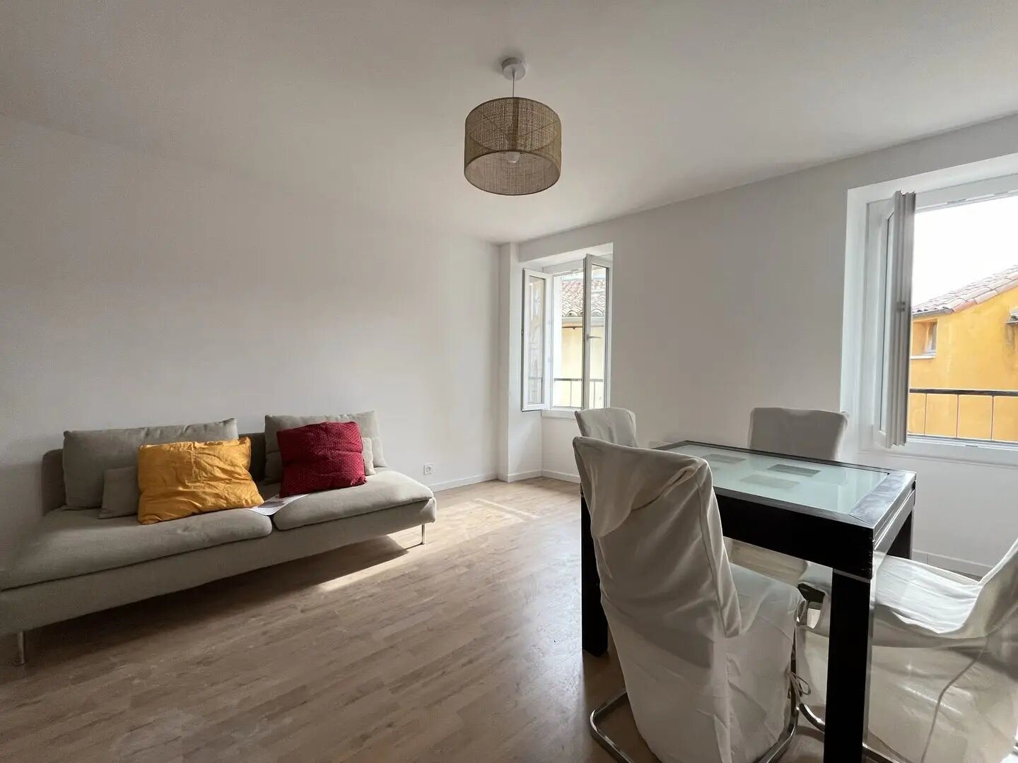 Appartement à louer, 64m², Salernes