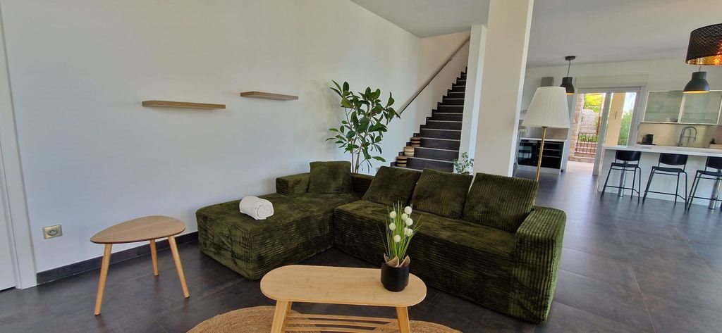 Maison à louer, 180m², Roquebrune-Cap-Martin