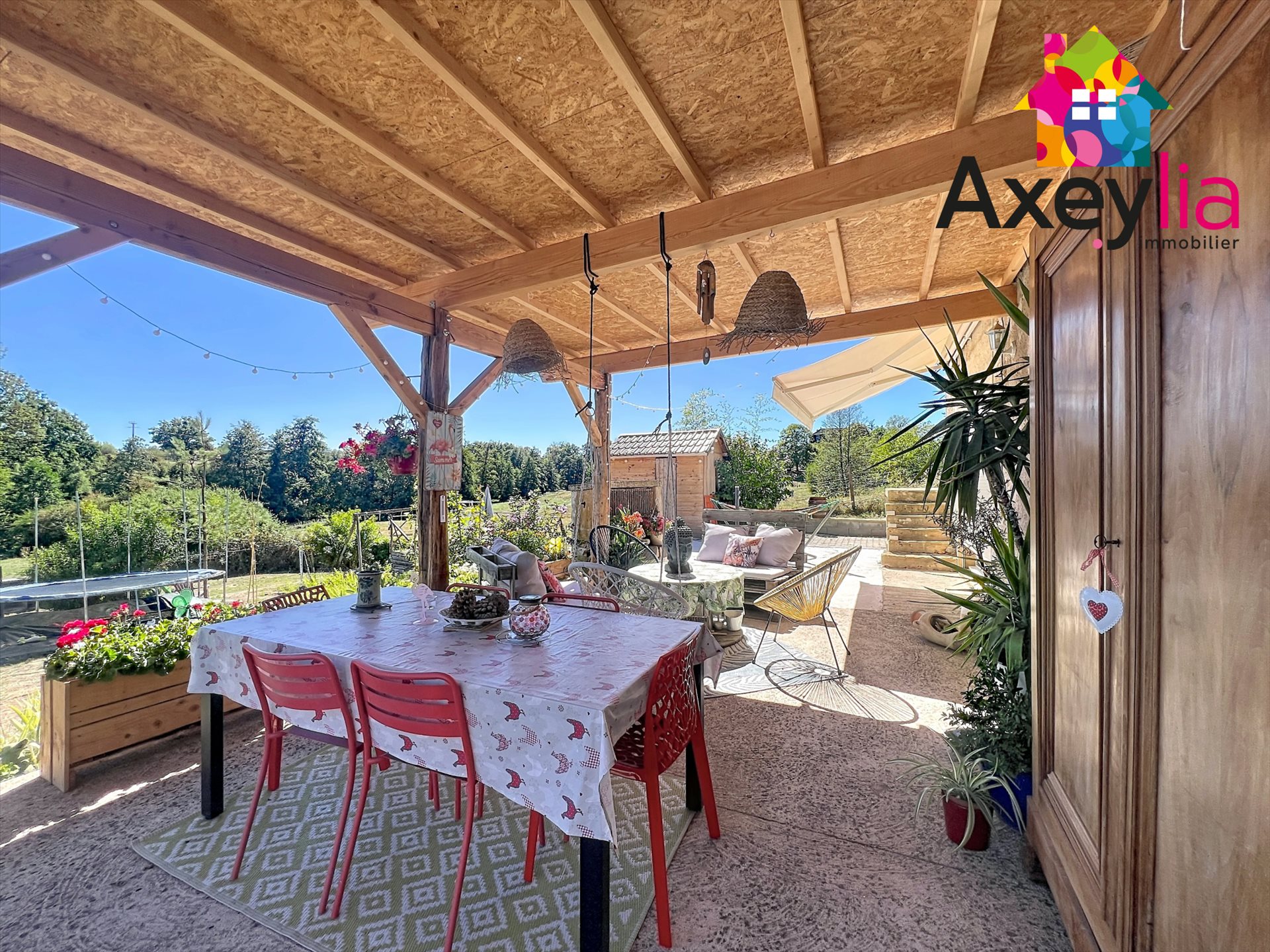 Maison à vendre, 179m², Chambilly