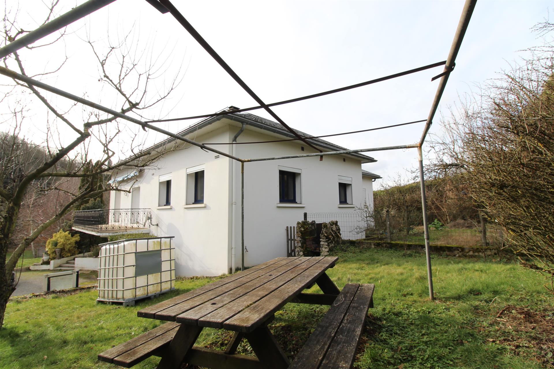 Maison à vendre, 180m², Lacaune