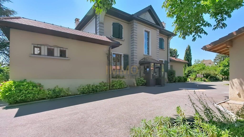 Maison à vendre, 296m², Ambilly