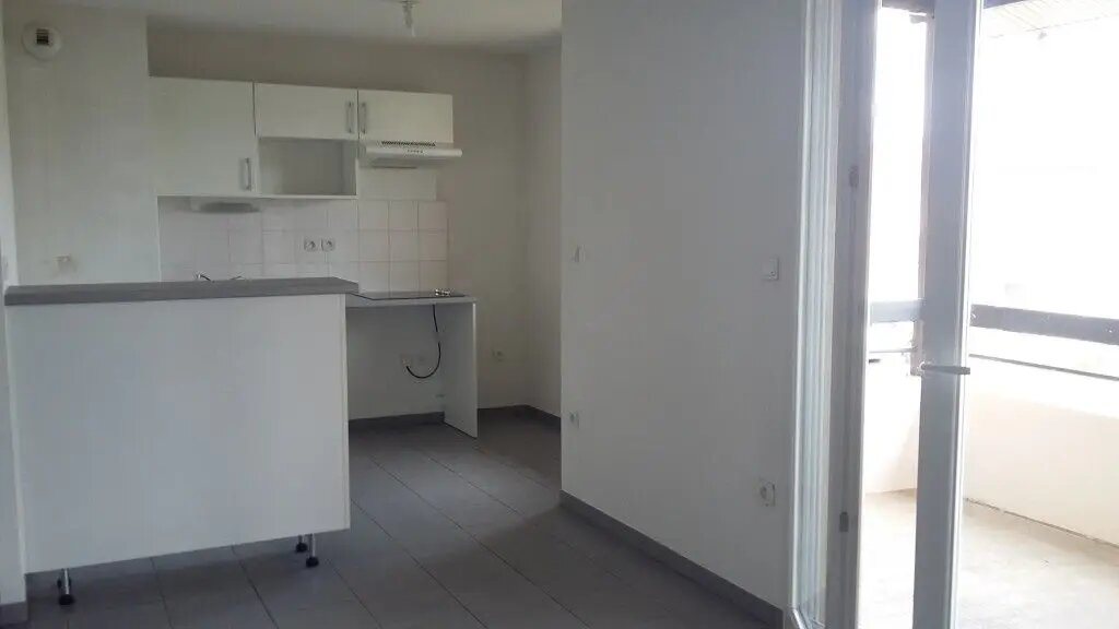 Appartement à louer, 63m², Daux
