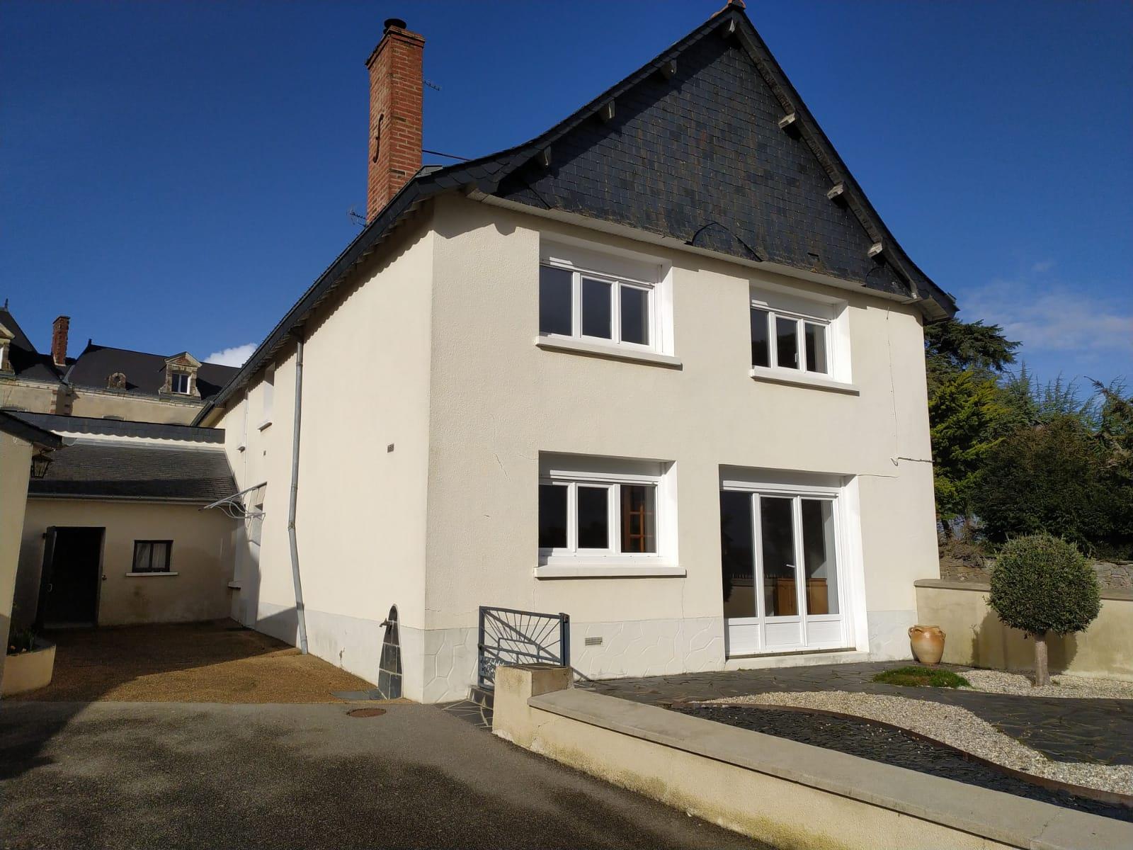 Maison à vendre, 111m², Segré-en-Anjou Bleu