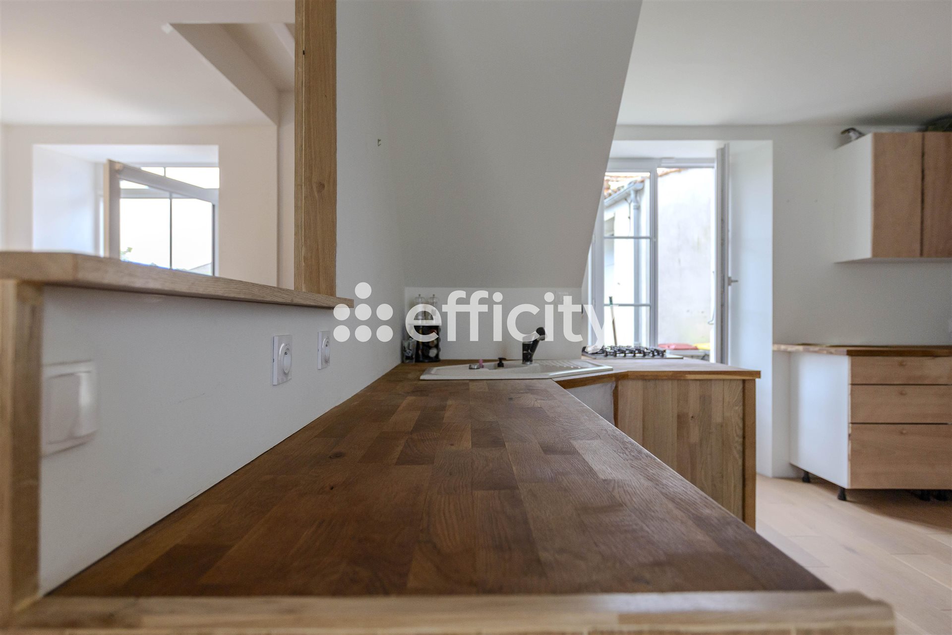 Maison à vendre, 88m², Saint-Hilaire-la-Palud