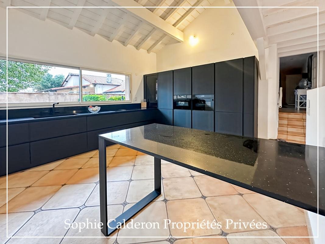Maison à vendre, 250m², Narrosse
