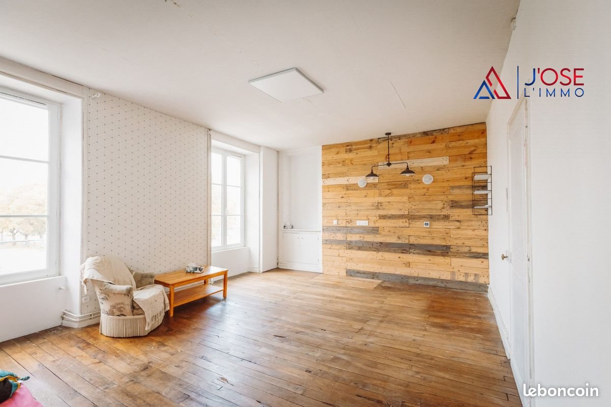 Maison à vendre, 295m², Montmorillon