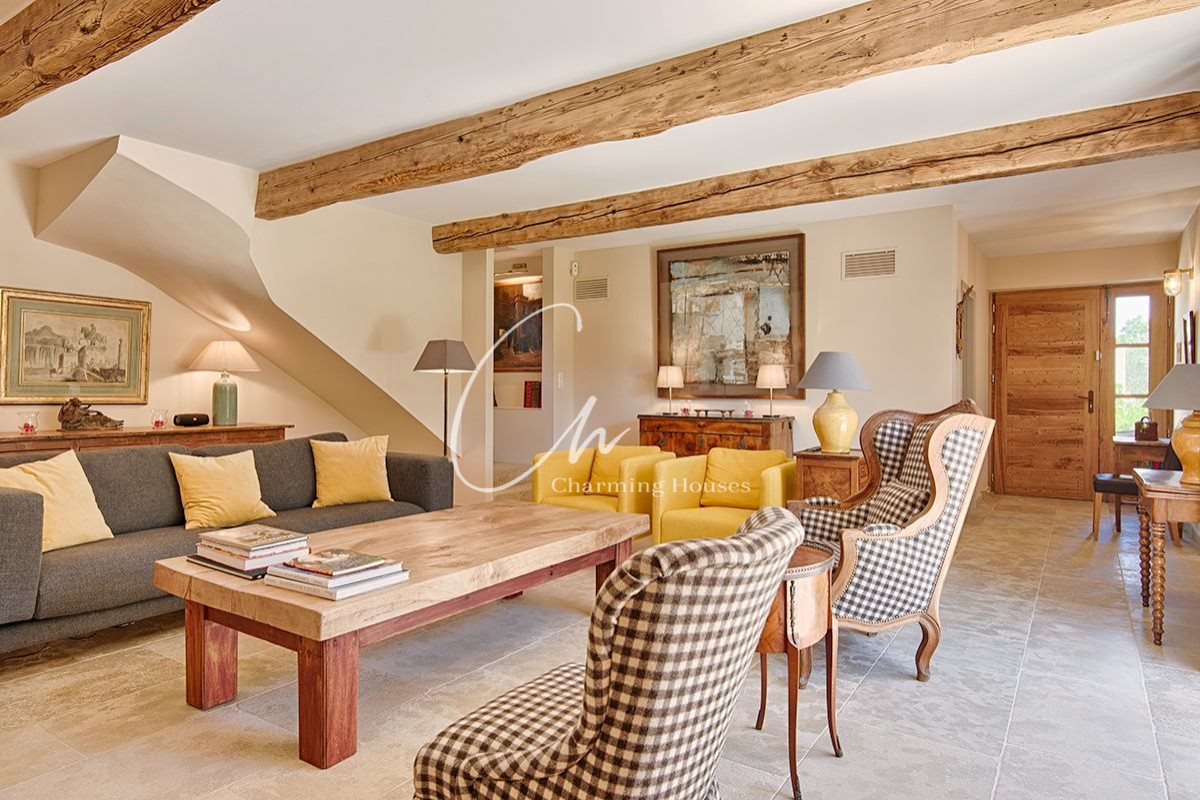 Maison à vendre, 170m², Eygalières