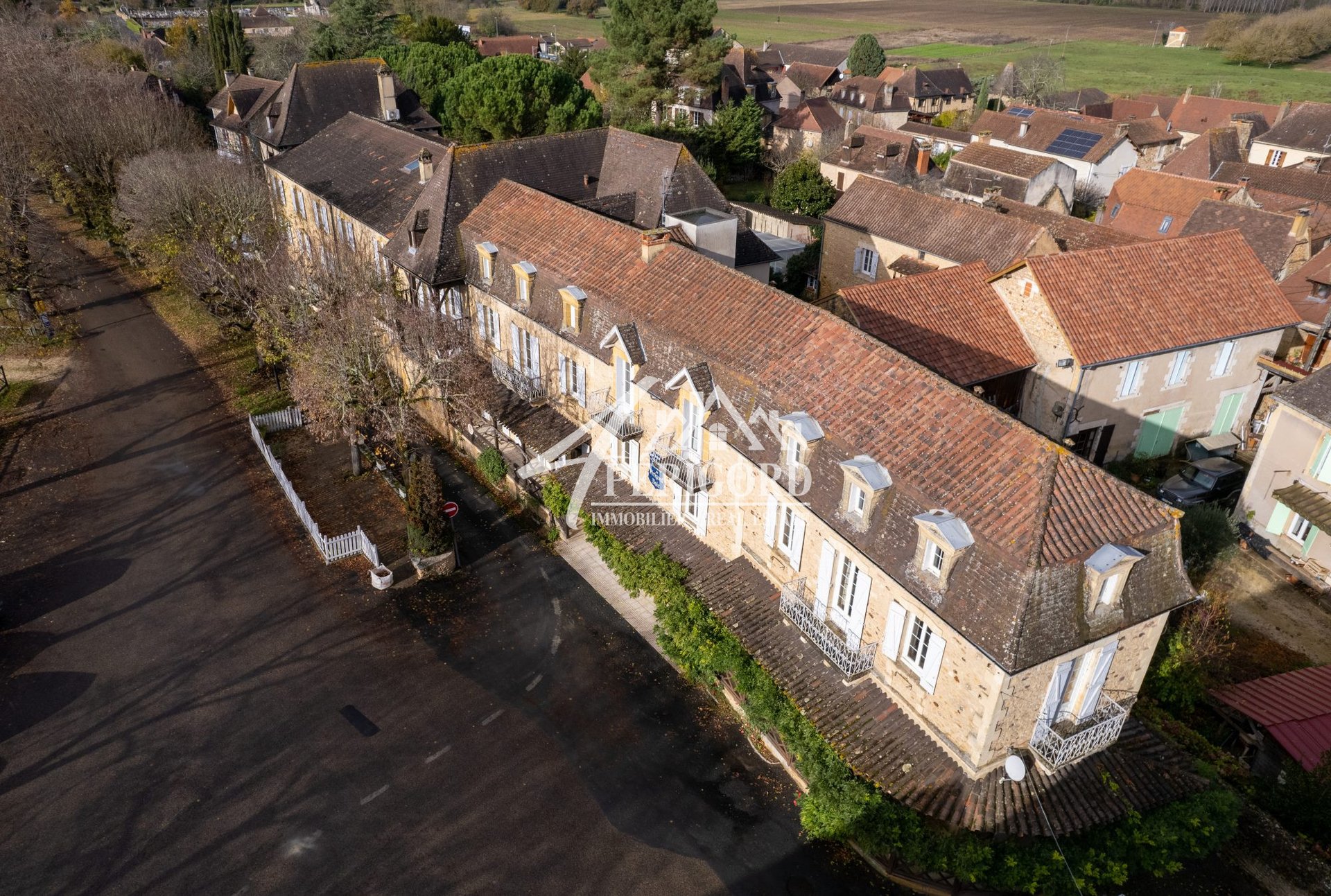 Maison à vendre, 2600m², Siorac-en-Périgord