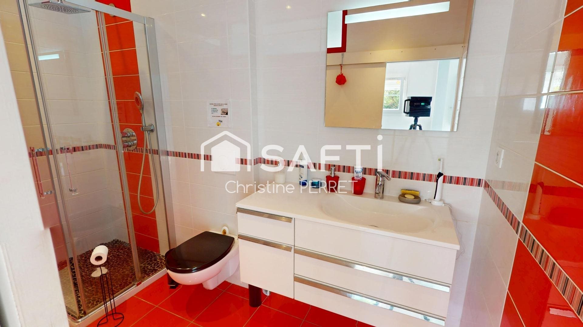 Maison à vendre, 245m², Saint-Loubès