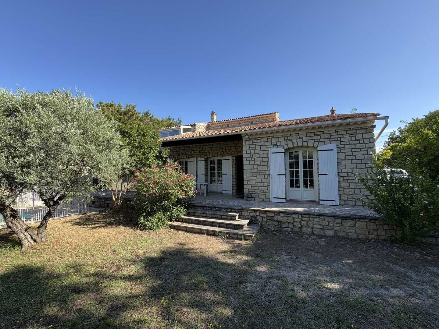 Maison à vendre, 177m², Pernes-les-Fontaines