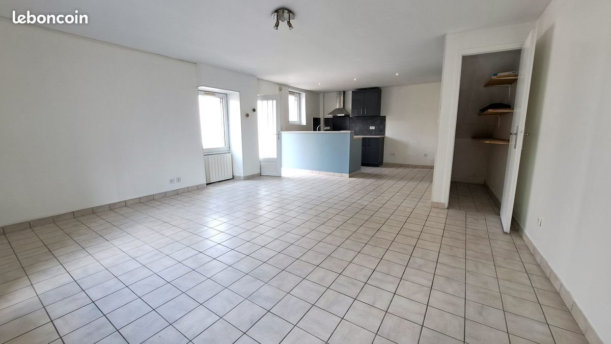 Maison à vendre, 69m², Dissay