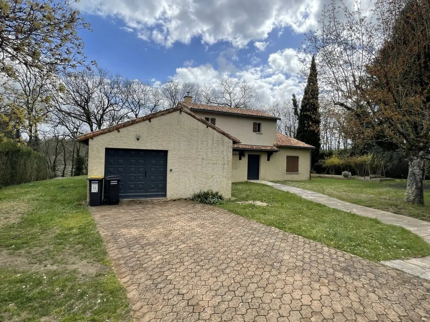 Maison à louer, 139m², Bonnes