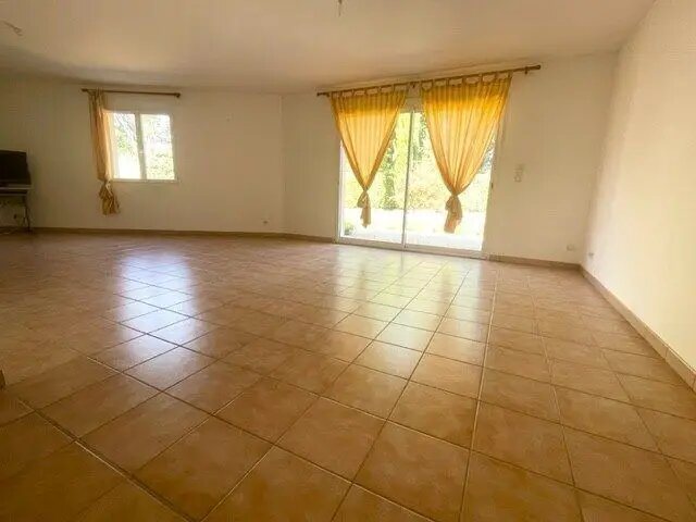 Maison à vendre, 106m², Saint-Julien-l'Ars