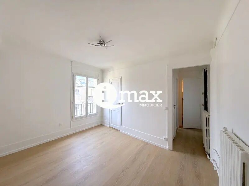 Appartement à louer, 24m², Courbevoie