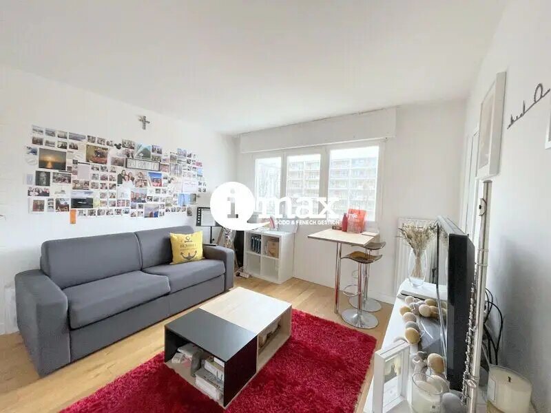 Appartement à louer, 23m², Courbevoie