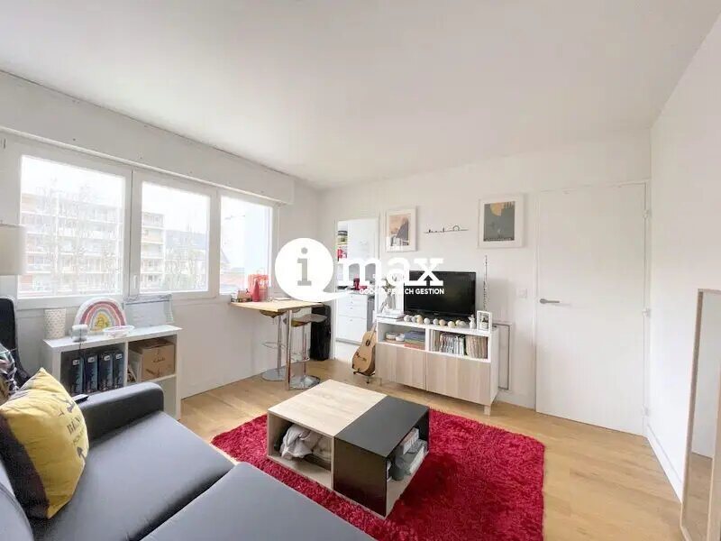 Appartement à louer, 23m², Courbevoie