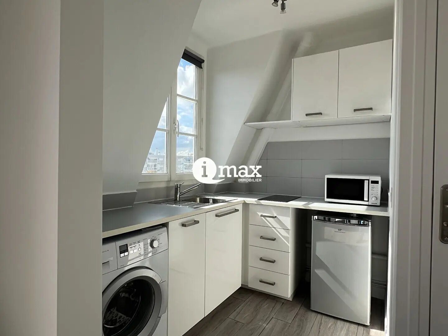 Appartement à louer, 18m², Courbevoie