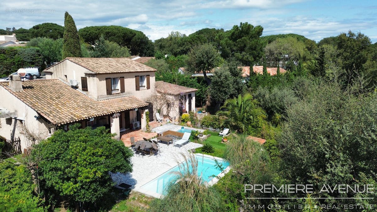 Maison à vendre, 140m², Gassin