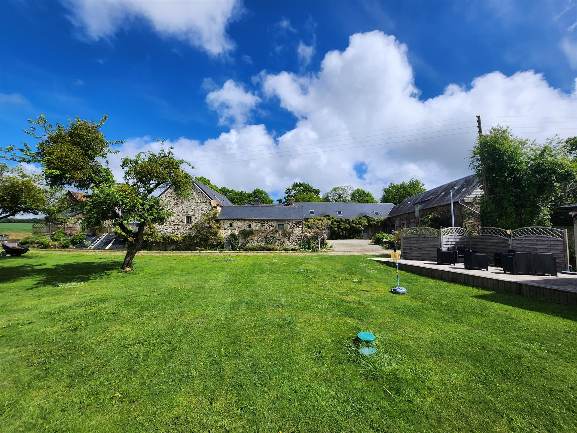 Maison à vendre, 282m², Saint-Martin-des-Prés