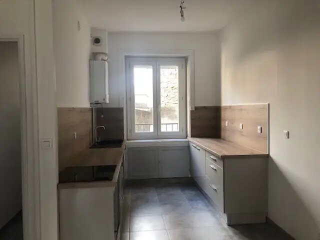 Appartement à louer, 76m², Bourg-Saint-Andéol