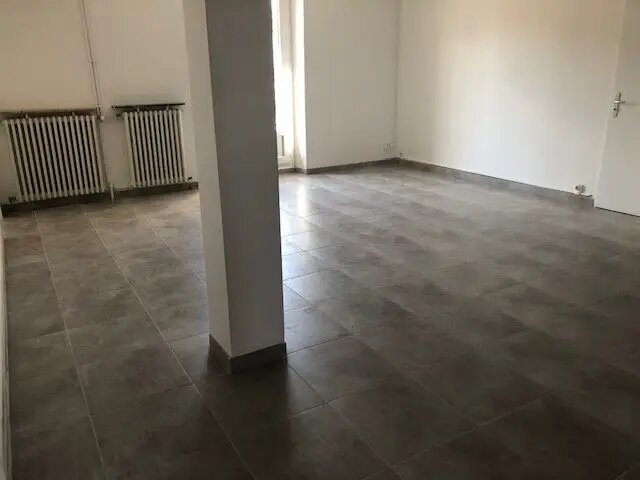 Appartement à louer, 76m², Bourg-Saint-Andéol