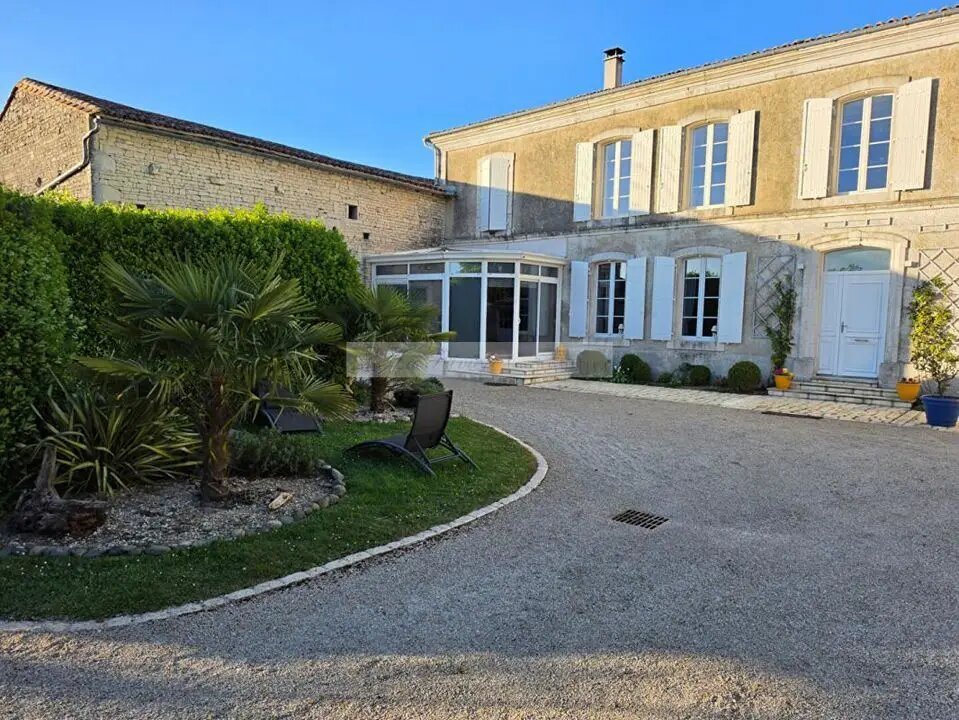 Maison à vendre, 294m², Rouillac