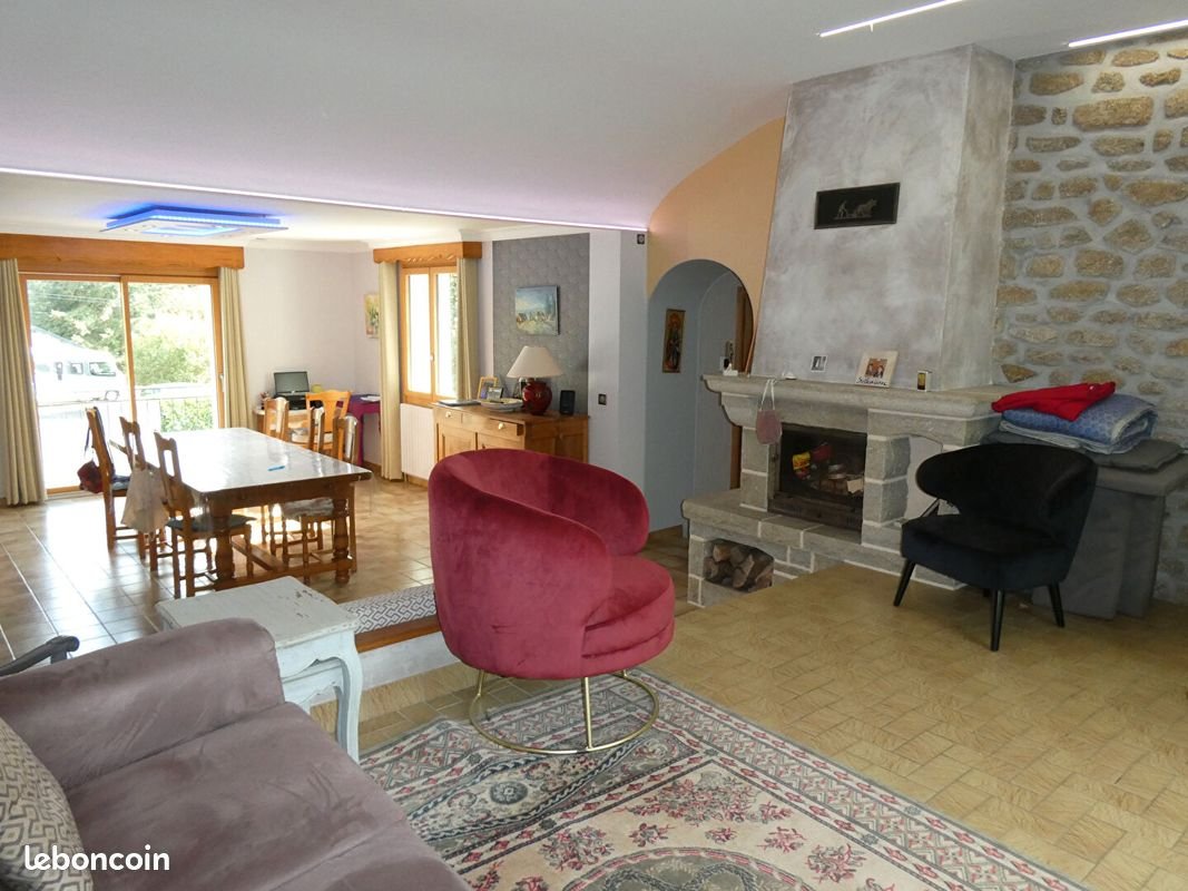 Maison à vendre, 126m², Aron