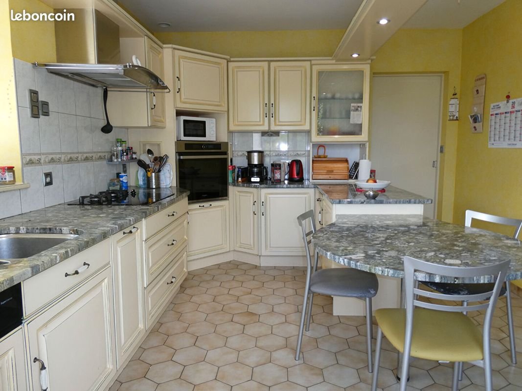 Maison à vendre, 126m², Aron