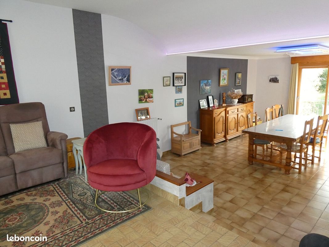 Maison à vendre, 126m², Aron