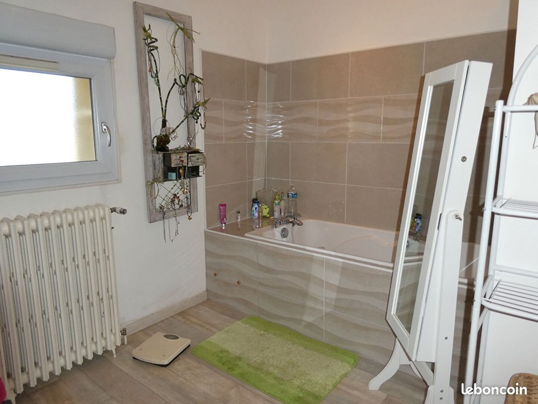 Maison à vendre, 130m², Ambrières-les-Vallées