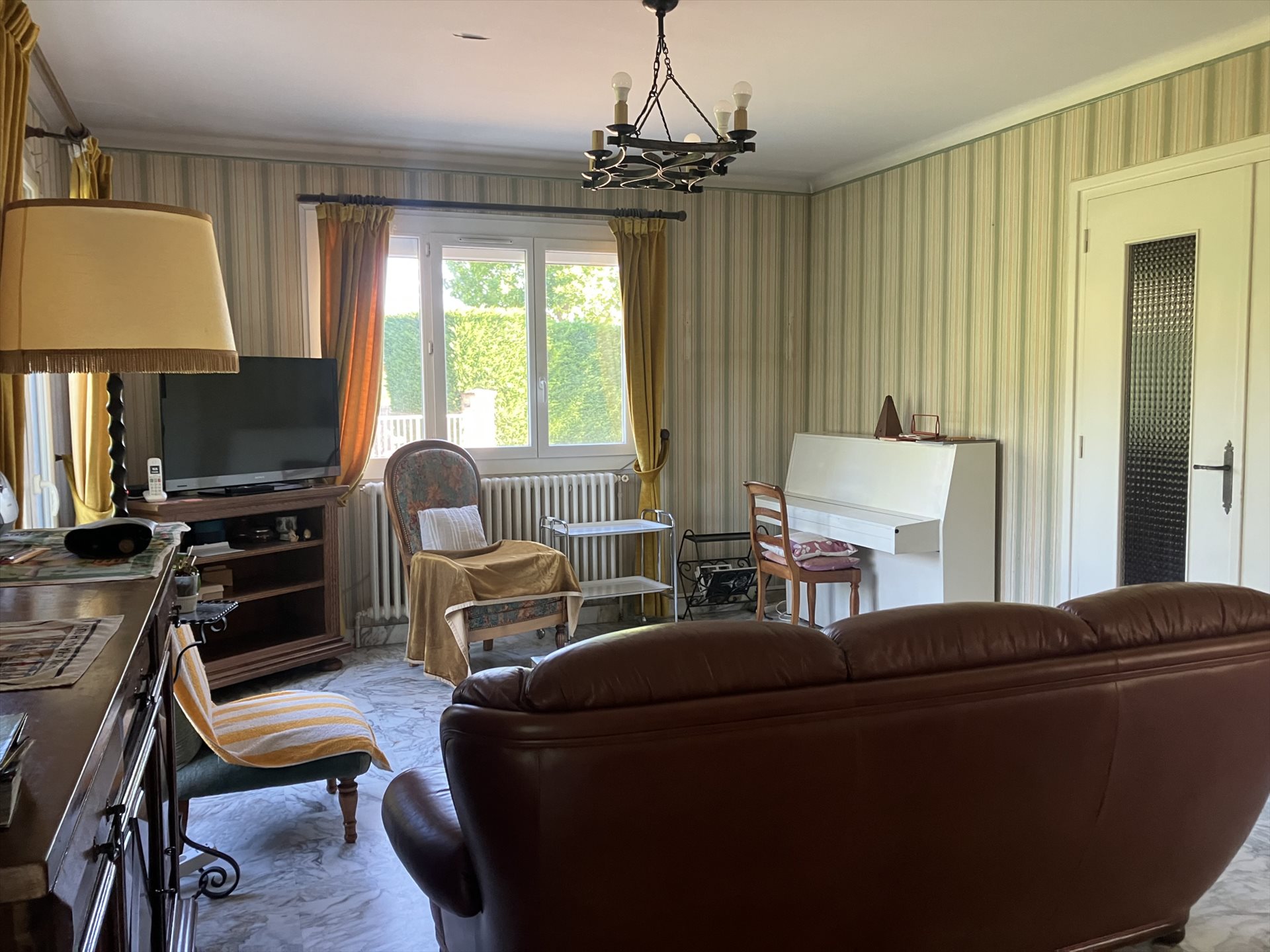 Maison à vendre, 167m², Saint-Genis-les-Ollières