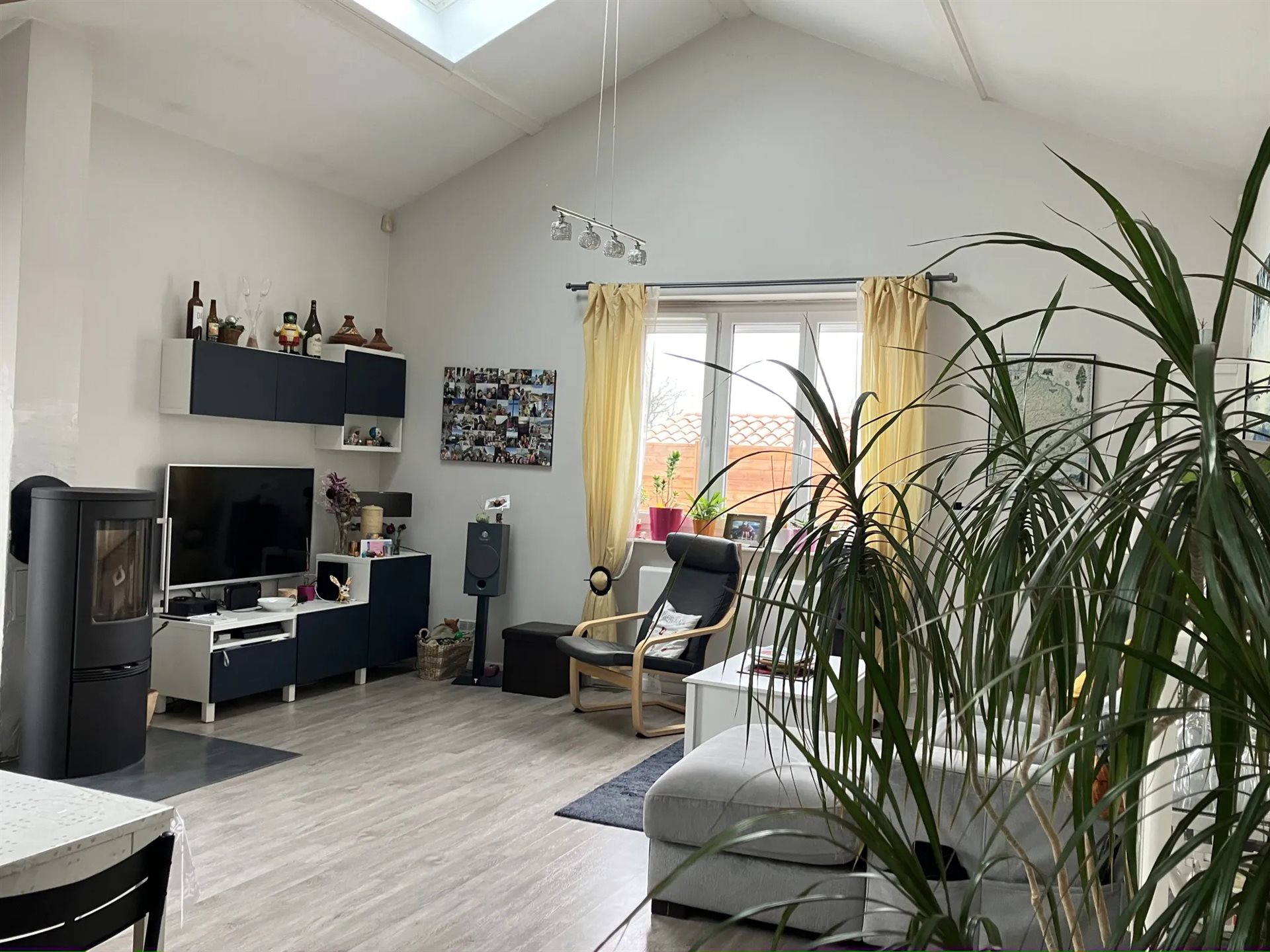 Maison à vendre, 102m², Saint-Genis-les-Ollières