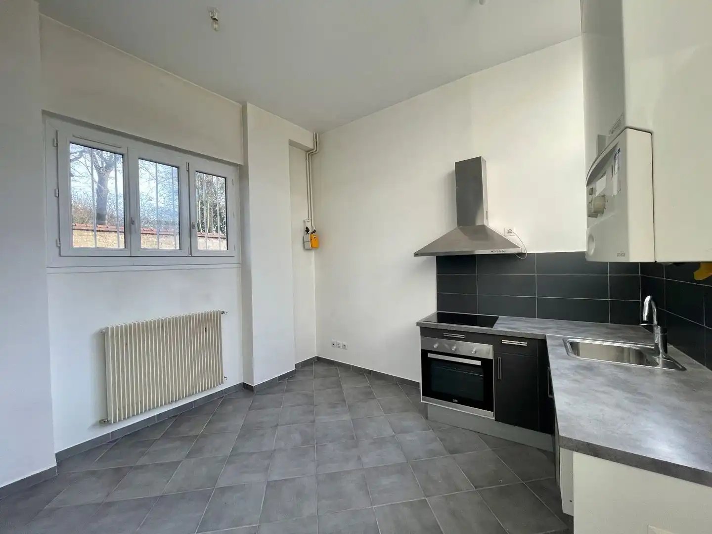 Appartement à louer, 27m², Saint-Maurice