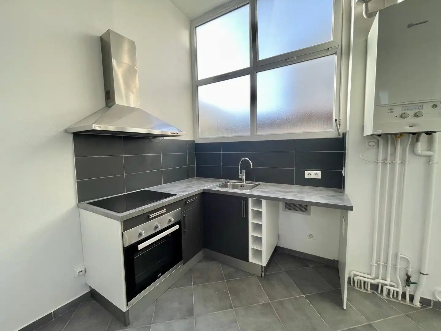 Appartement à louer, 27m², Saint-Maurice