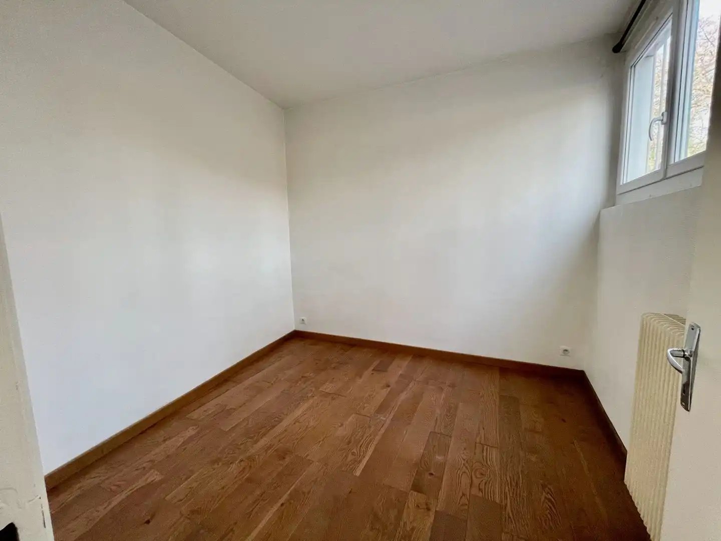 Appartement à louer, 27m², Saint-Maurice