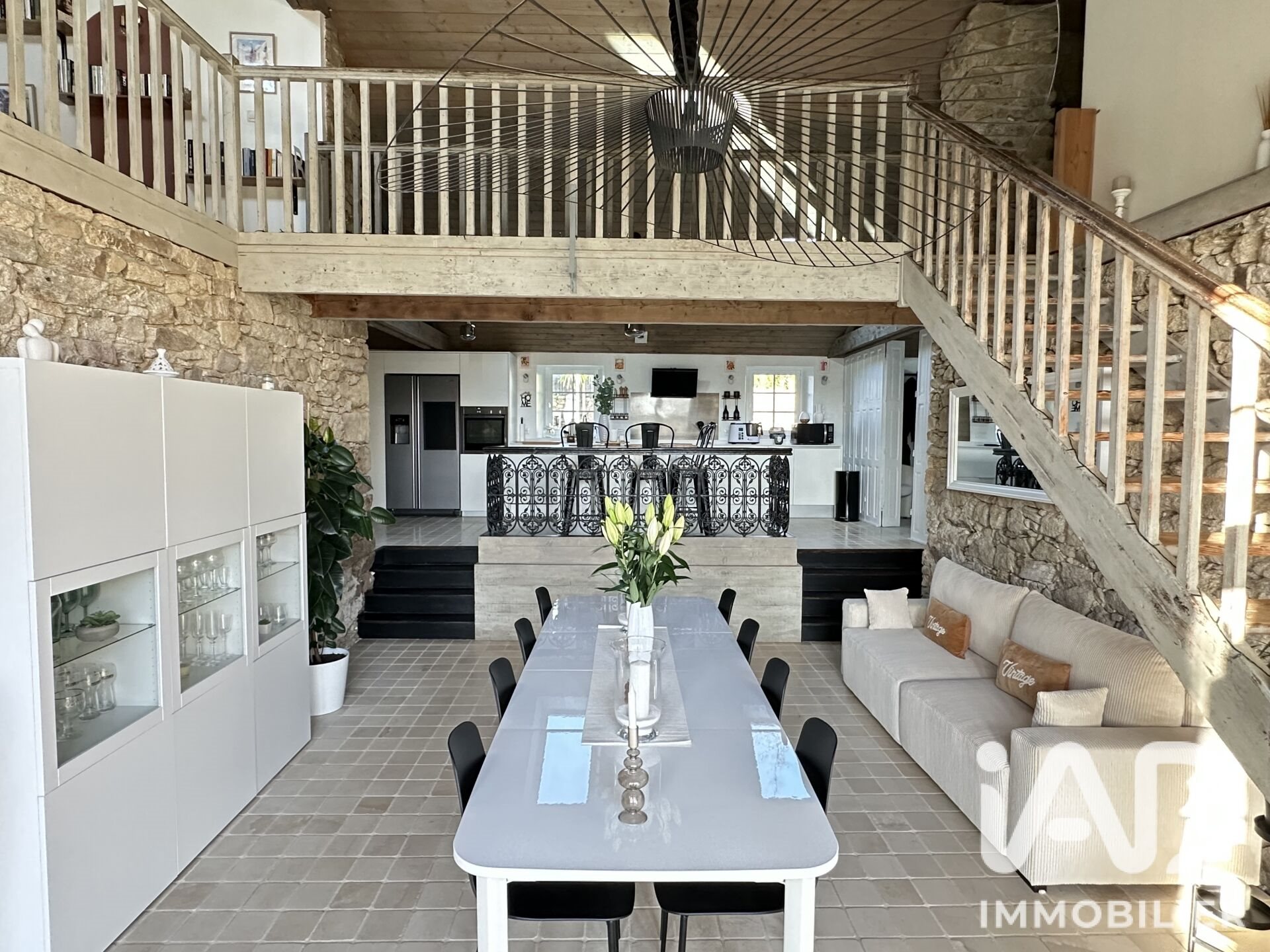 Maison à vendre, 256m², Saint-Étienne-de-Montluc
