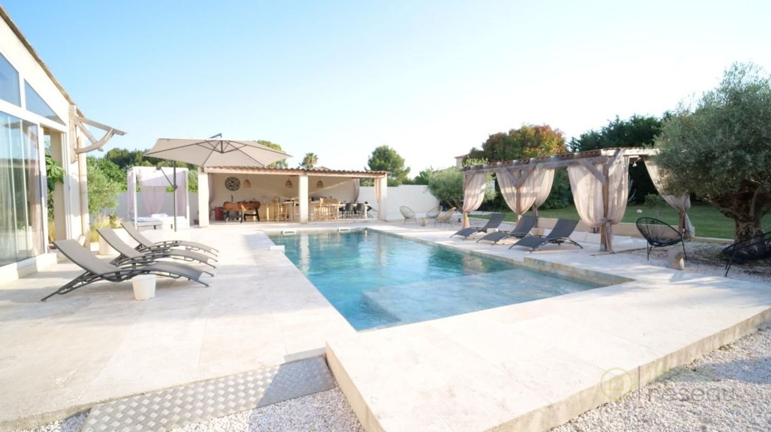 Maison à vendre, 216m², Plaissan