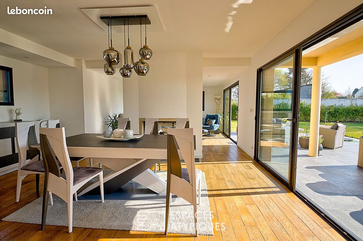 Maison à vendre, 209m², Plédran