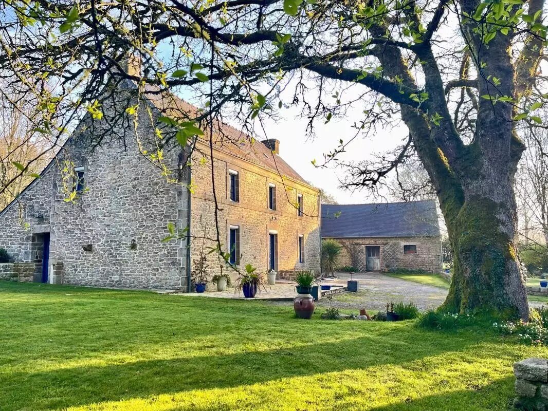 Maison à vendre, 160m², Plouray