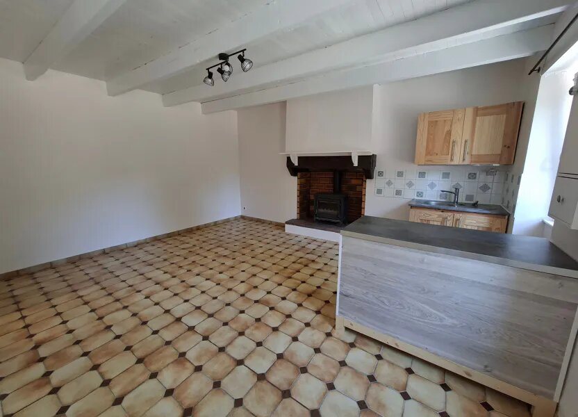Maison à louer, 48m², Kergloff